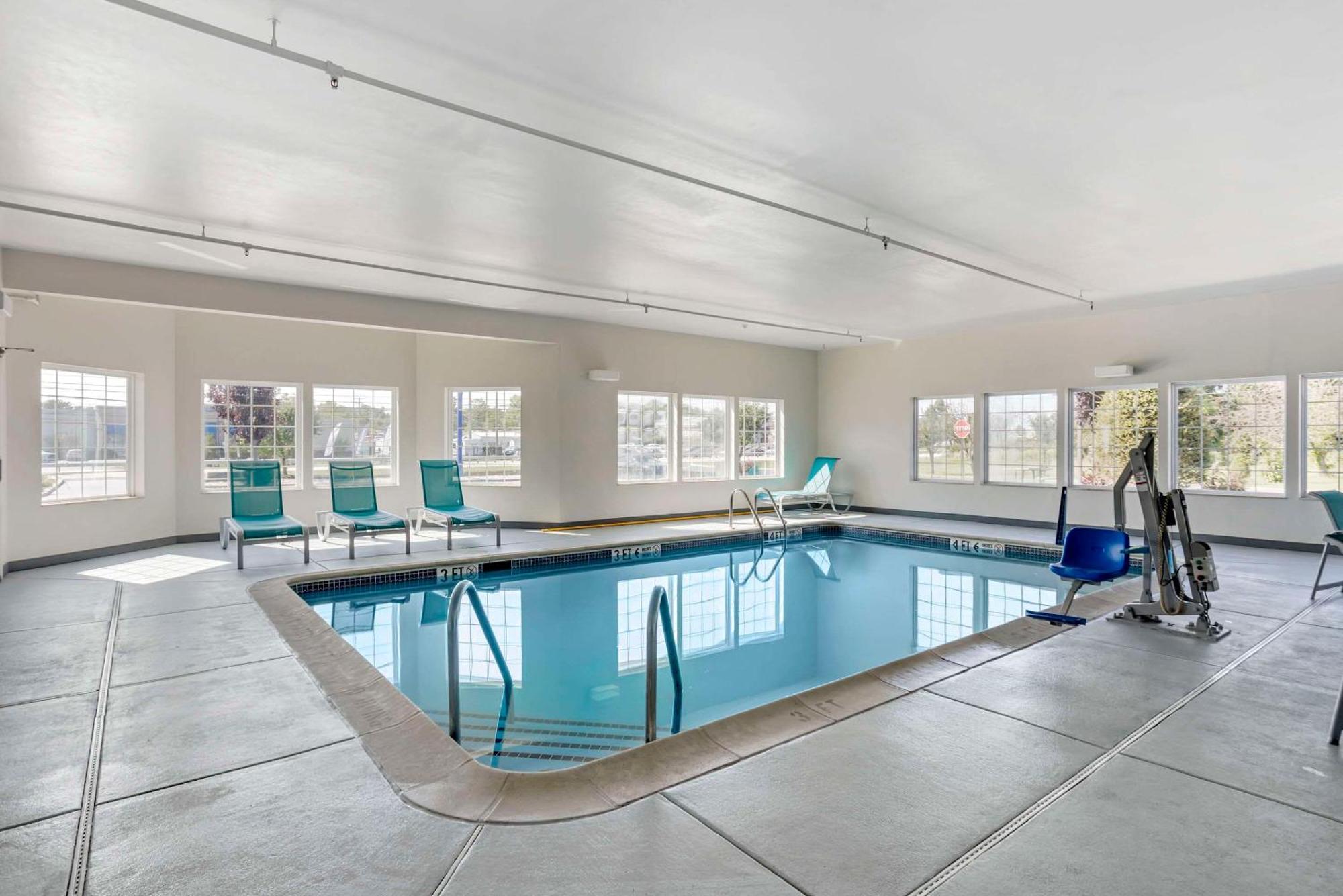 Comfort Inn & Suites Harrisburg-Hershey North Luaran gambar